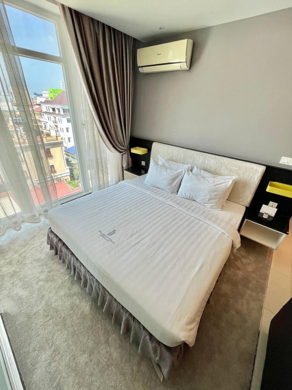 Naki Suites @ Silvertown Phnom Penh Exterior foto