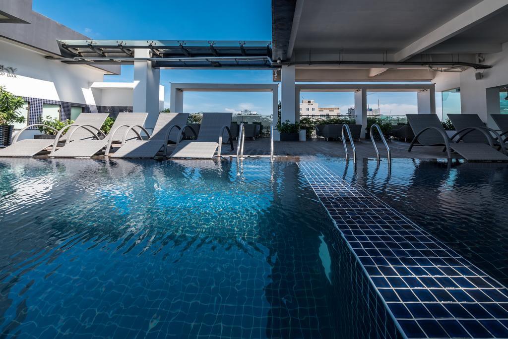 Naki Suites @ Silvertown Phnom Penh Exterior foto